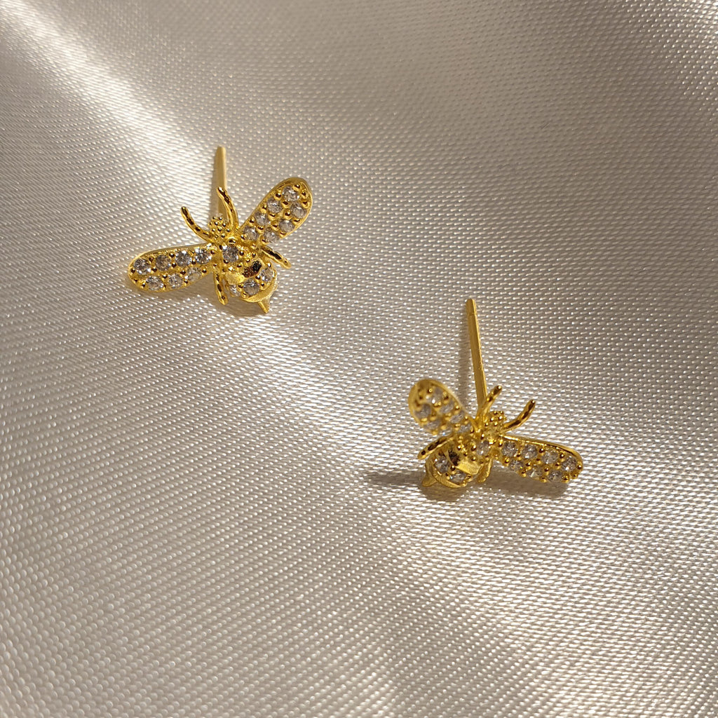 Gold queen bee earring studs